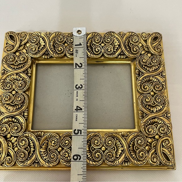 Gold Ornate Picture Frame - Picture 5 of 7